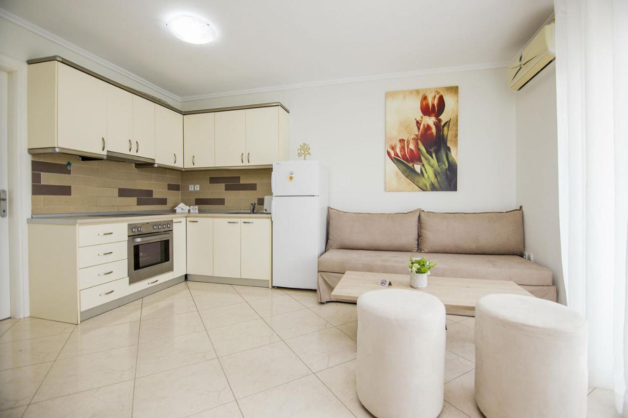 Kasta Bnb Ofrínion Exteriör bild