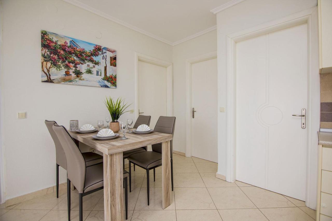 Kasta Bnb Ofrínion Exteriör bild